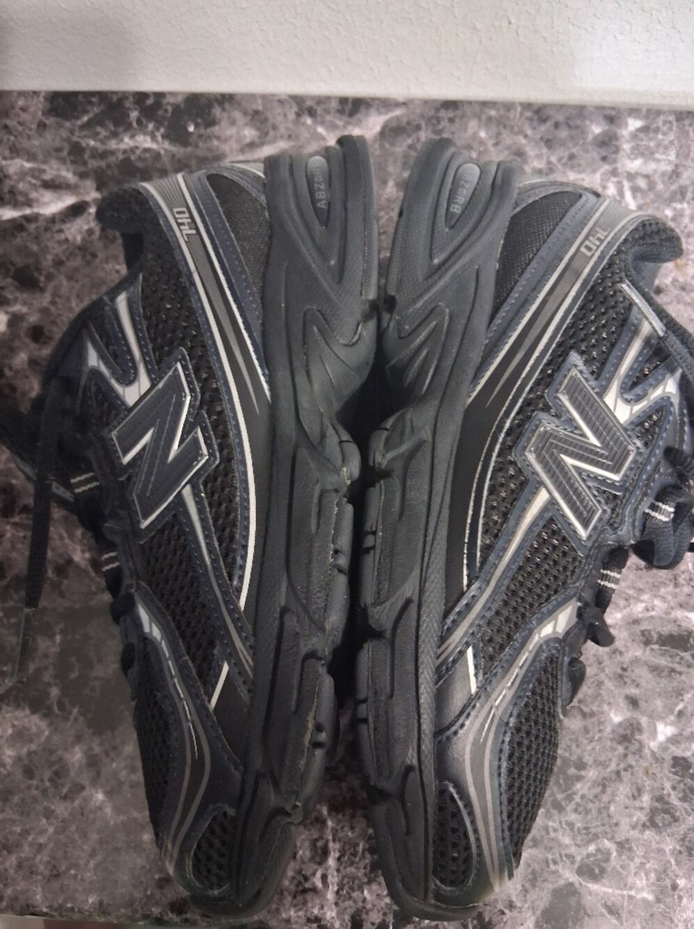 New Balance Black Mesh & Synthetic Trainer Sneakers Size 6.5 - Picture 8 of 9